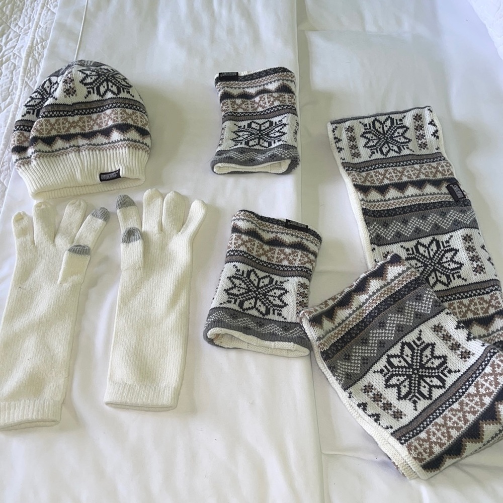 Muk Luks Winter Set - Gloves, Arm Wamers, Hat, and Infinity Scarf ~ Brand new
